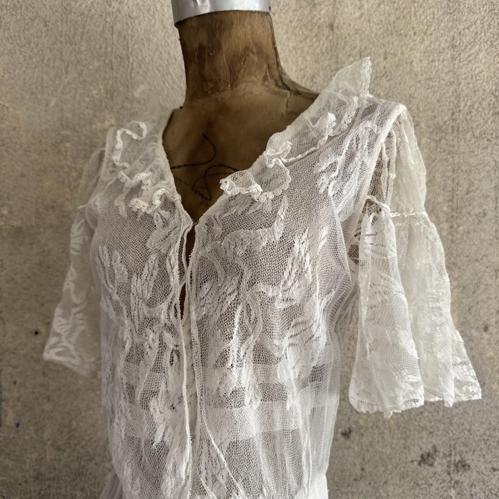 Antique Edwardian White Net Lace Dress Floral Lace Maxi Ruffle Bridal Vintage