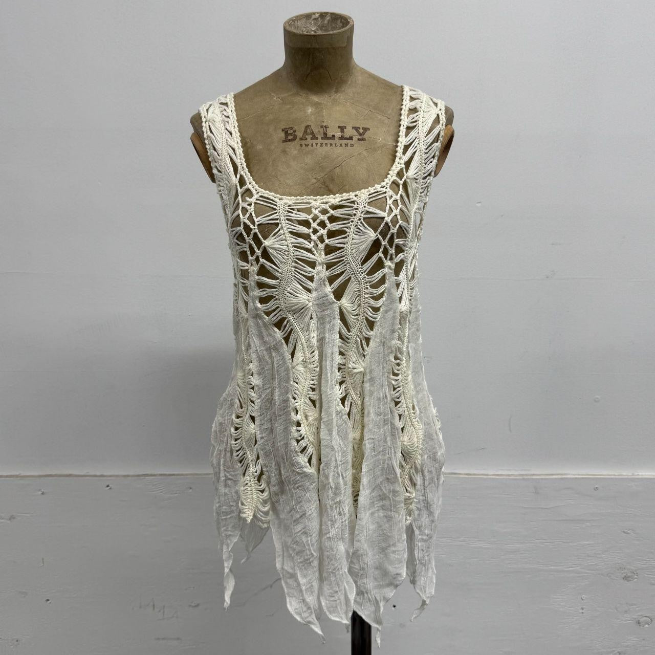 Vintage Y2K Paneled White Mixed-Media Crochet Tank Top