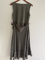 Jones New York Olive Green Beaded Silk Top and Skirt Set Size 6
