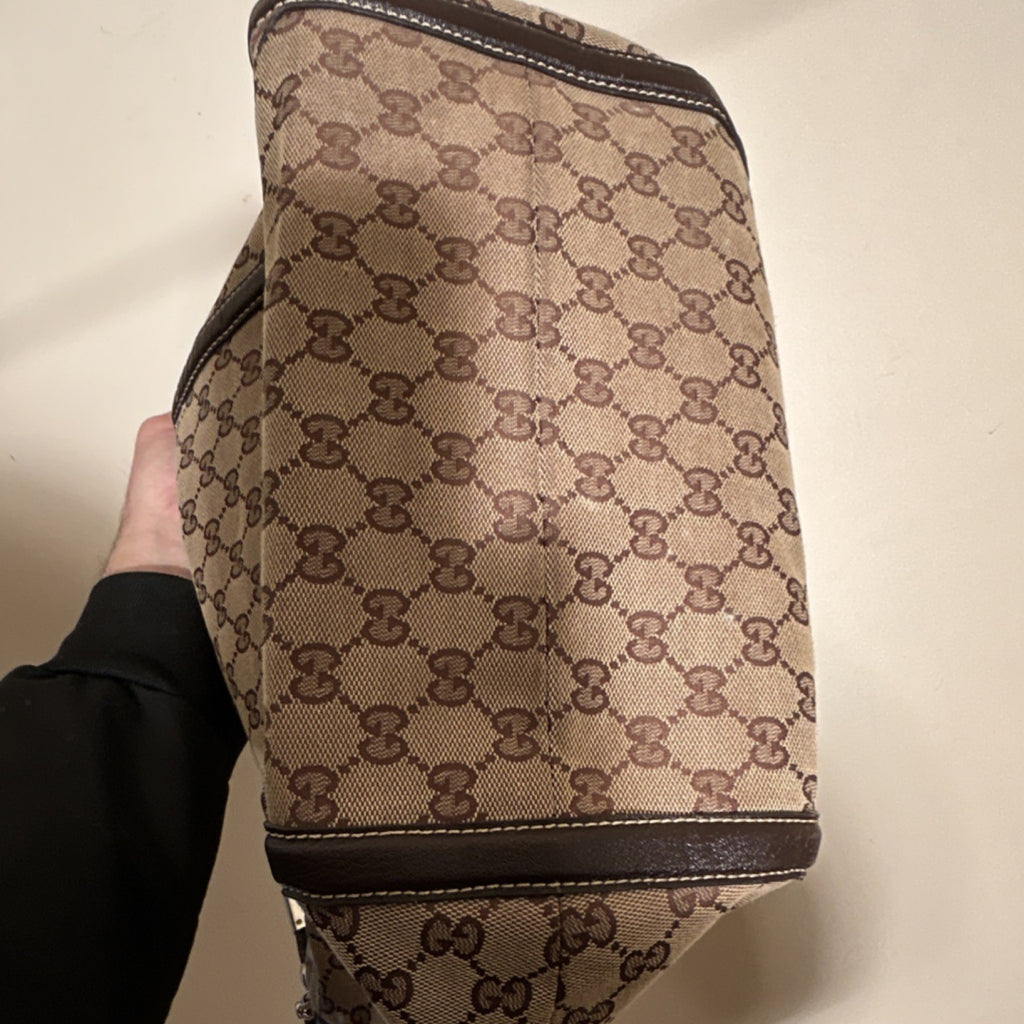 Gucci Brown Beige GG Logo Shoulder Bag Tassel Bamboo Silver Hardware Zip