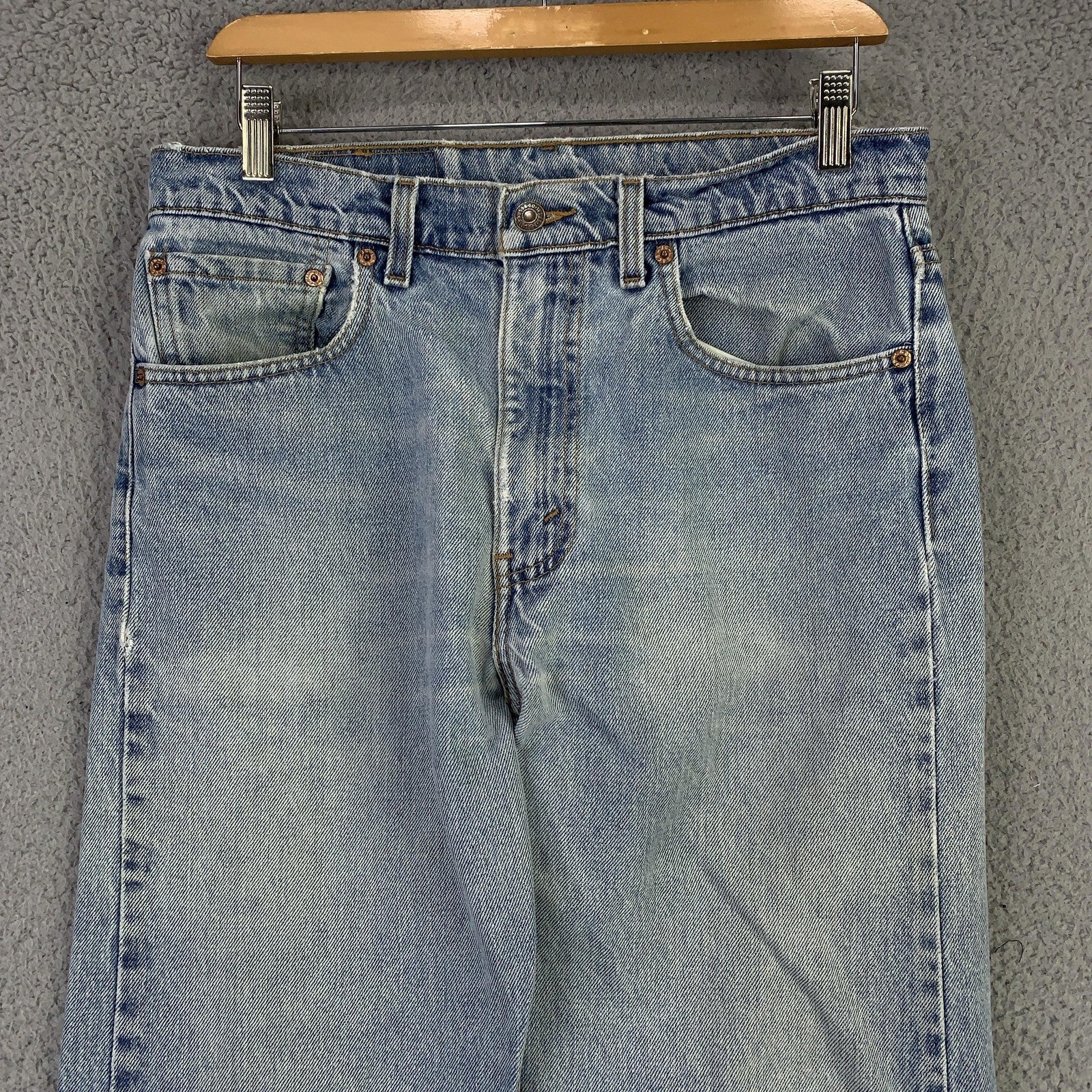 Vintage Levis 505 Jeans Mens 33x34 (32x33.5) Light Wash Straight Denim USA 90s