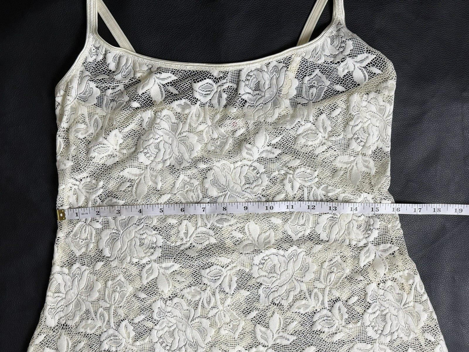 VTG 1997 Victoria's Secret Heart Tag Cream Floral Lace Slip Dress Chemise Medium