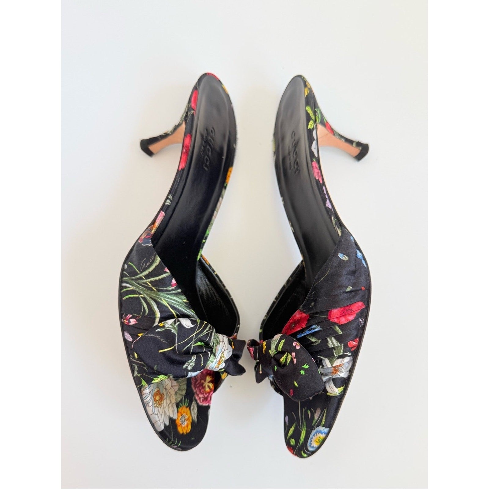 Gucci Flora Satin Bow Mule Heels Black Floral US 6