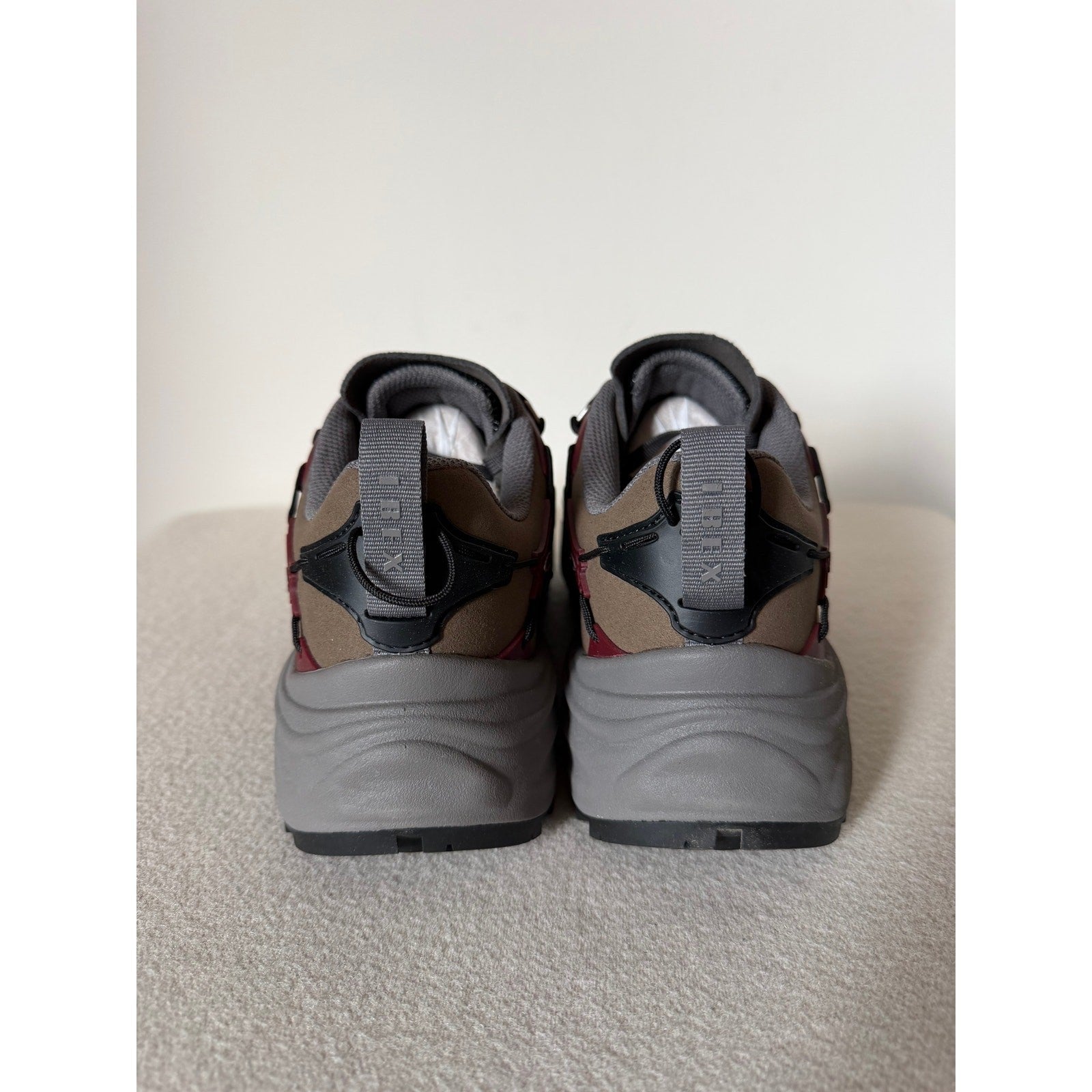 Oakley Factory Team Ibex Sneakers - Size 11 - Camelia - NEW