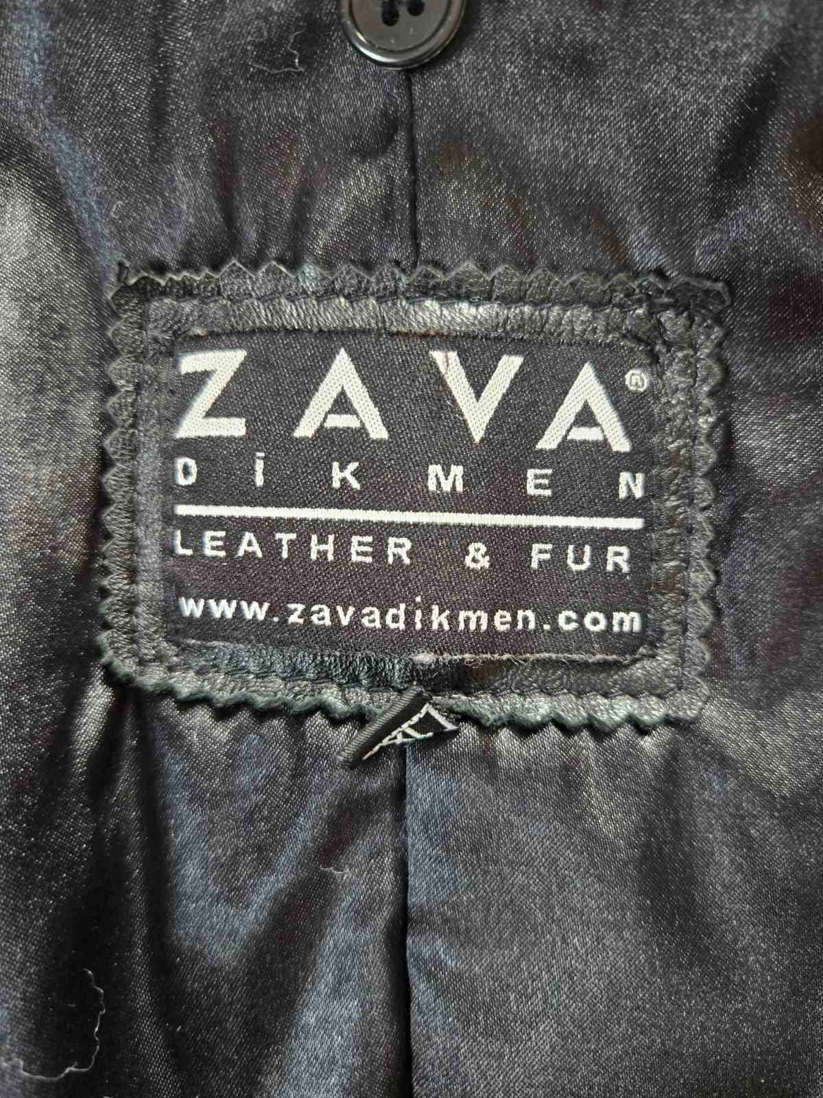 Vintage Y2K Black Leather Coat with Fox Fur Collar and Cuffs