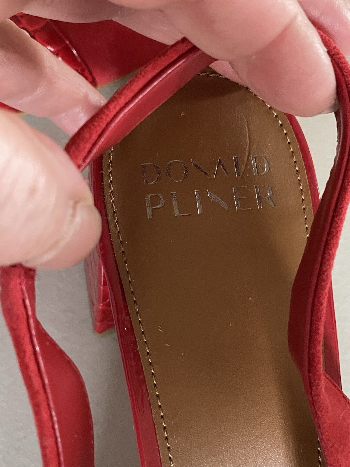 DONALD PLINER SUEDE CAP TOE SLINGBACK WITH CROCO- EMBOSSED HEEL AND TOE RED 9M