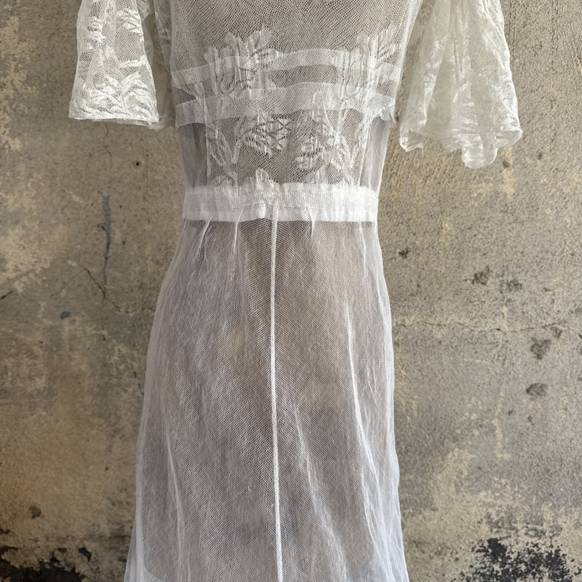 Antique Edwardian White Net Lace Dress Floral Lace Maxi Ruffle Bridal Vintage