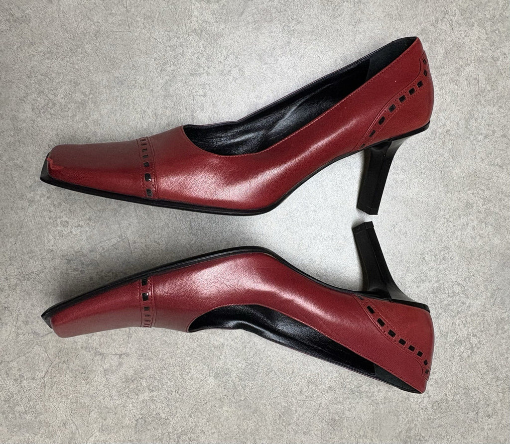 Casadei Womens Red Leather Pumps Square Toe Shoes Size 7 Italy
