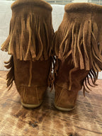 Minnetonka Mocassins Brown Suede Fringed Beaded Boots Sz 9 Woodstock Boho