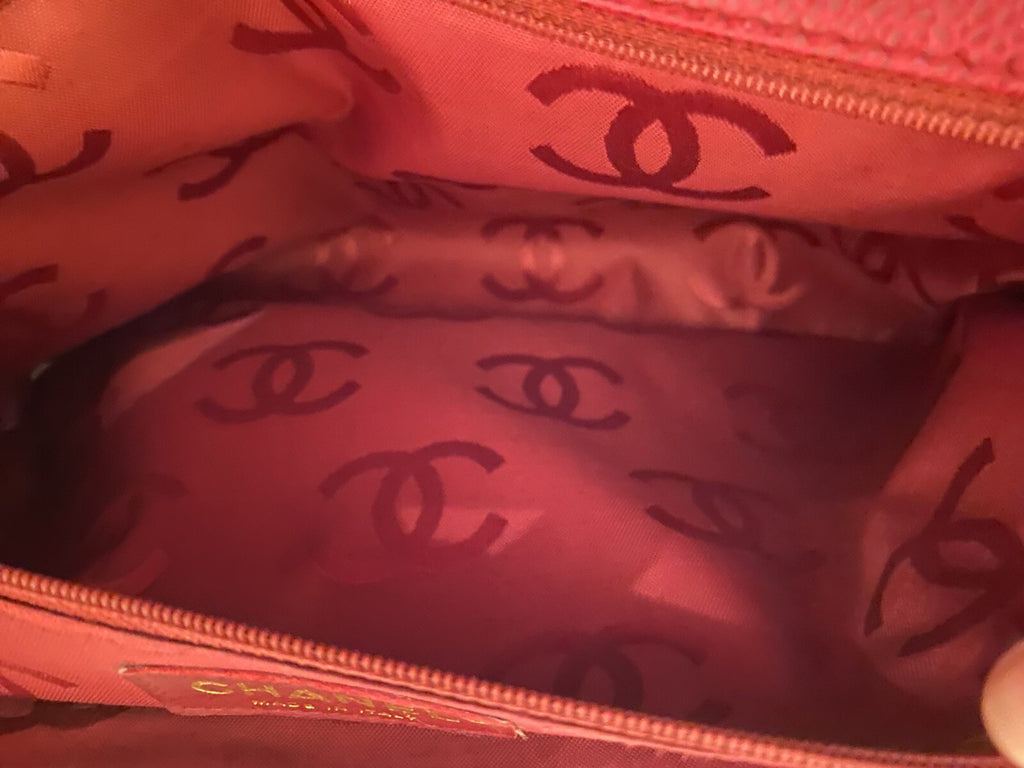Chanel Leather Bag CC Logo on Front