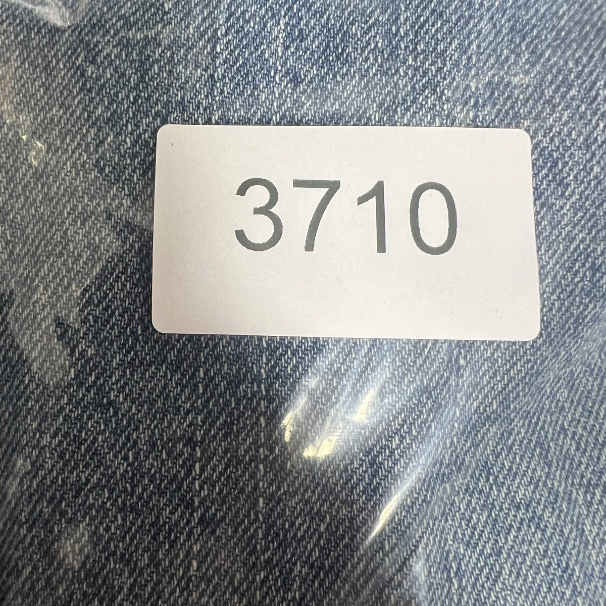 Levi's 550 Blue Light Wash Relaxed Fit Jeans 36x32