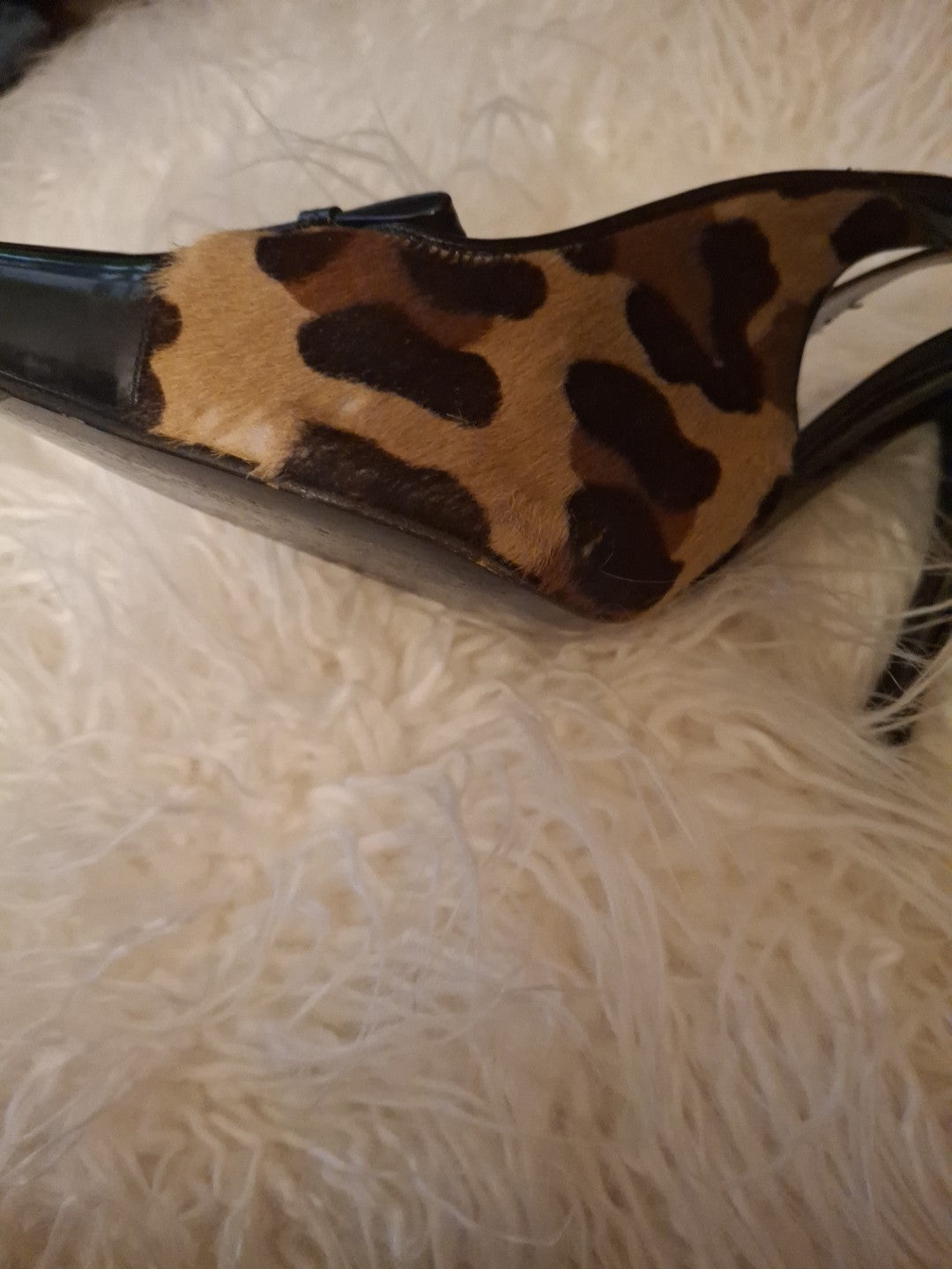 Dolce & Gabbana Leopardo Women’s "Vero Guoio" Shoes Size 39
