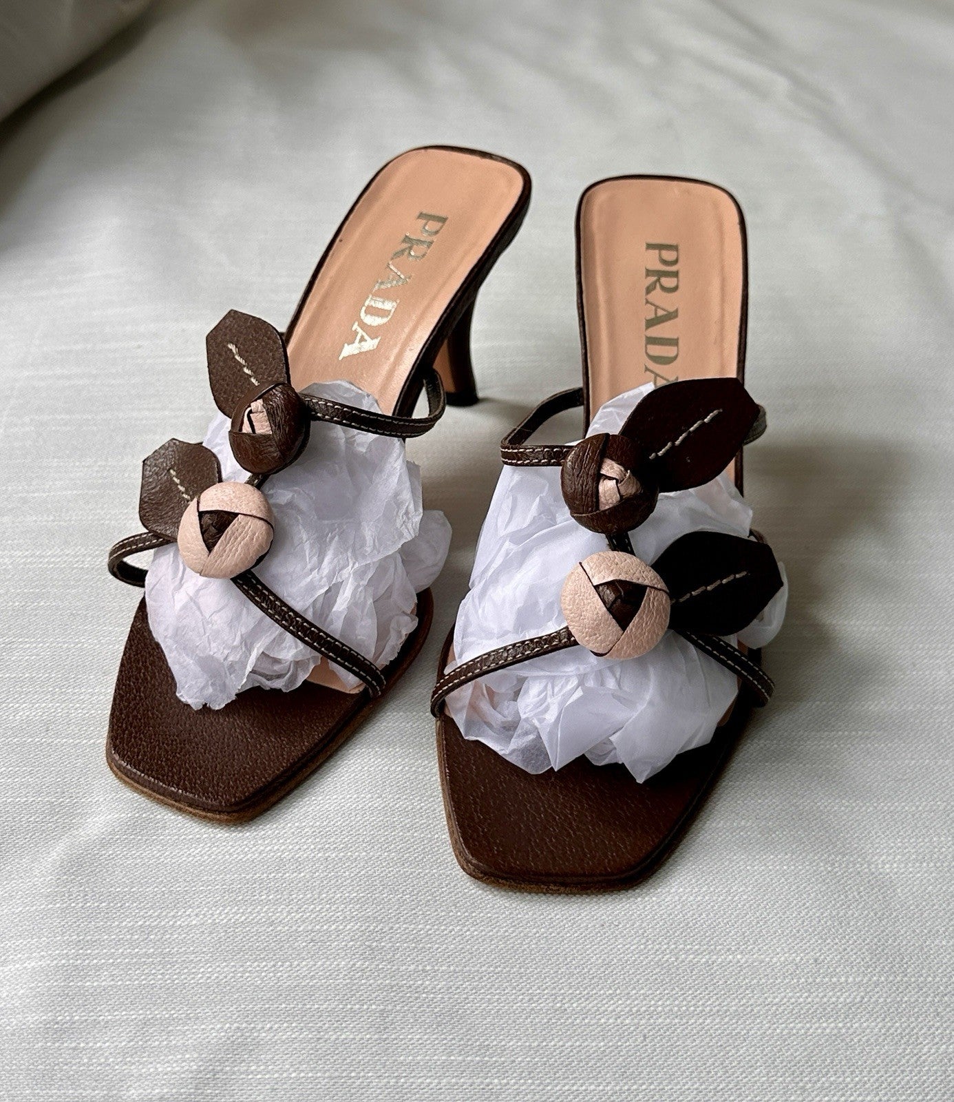 Vintage 90s 2000s PRADA Leather Rosebud Brown Pink Kitten Heels Sandals Size 37