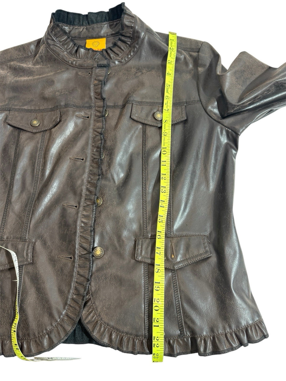 Vintage Women’s Faux Leather Jacket scalloped trim waist length fitted 2 Pockets