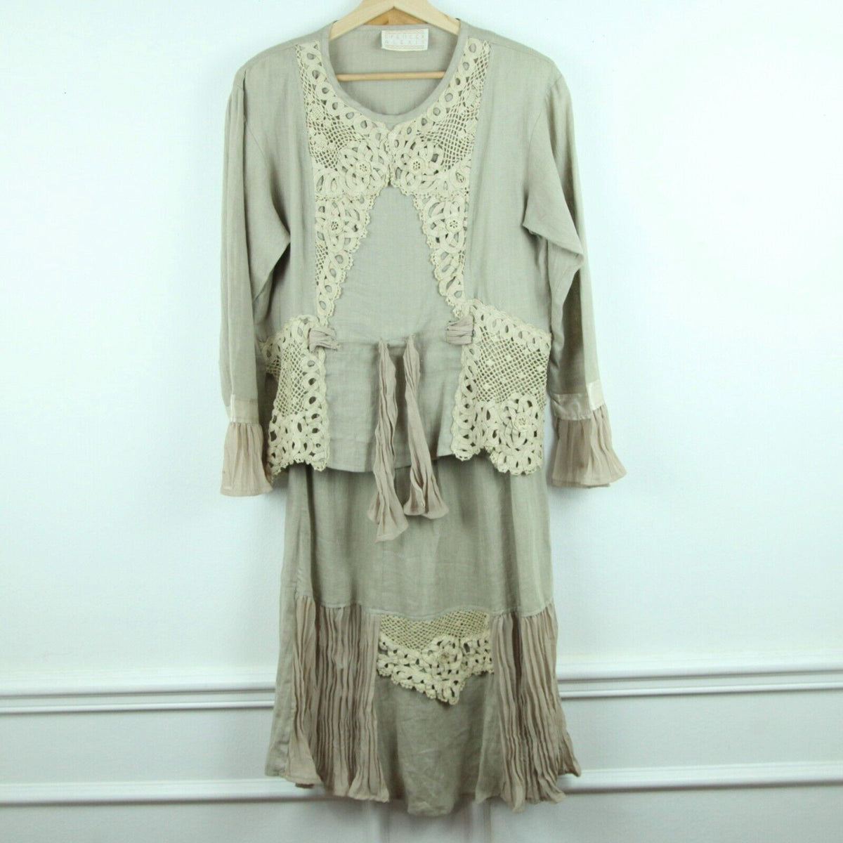 Vintage Lace Fairy Top Skirt Set Size 4