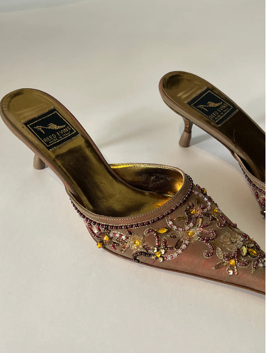 vintage beaded kitten heel mules size US 7.5, great condition