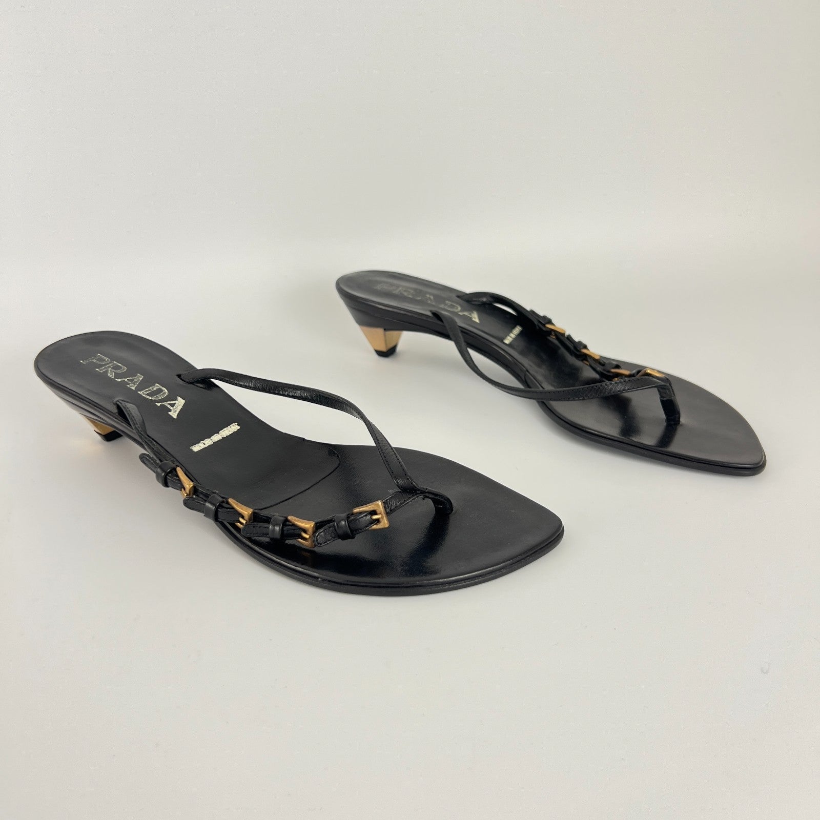 Prada | Auth Vintage Black Leather Gold Buckle Thong Kitten Heels (34.5)