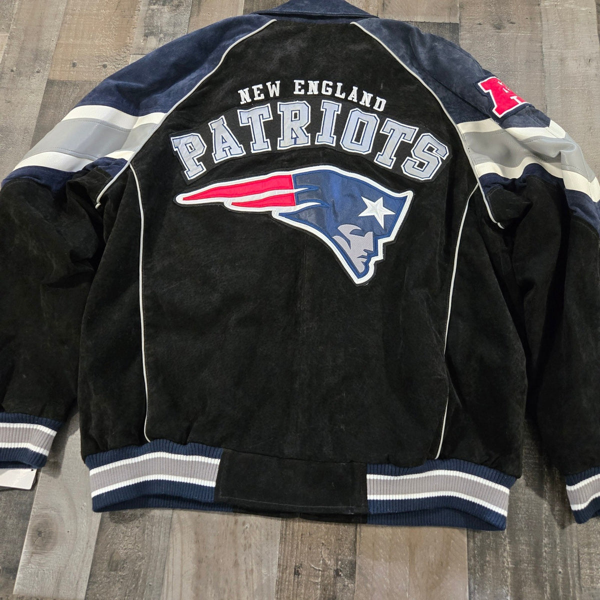 G-III New England Patriots Suede Leather Varsity Bomber Jacket XL