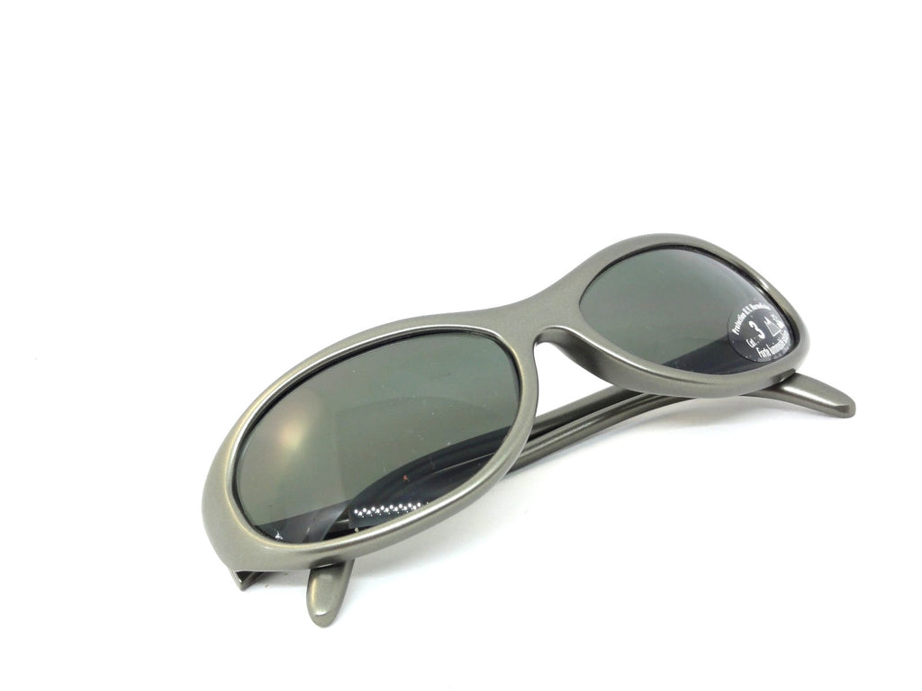 VUARNET 105  VINTAGE 2000S  SUNGLASSES  POLYCARBONATE LENS FRANCE NEW