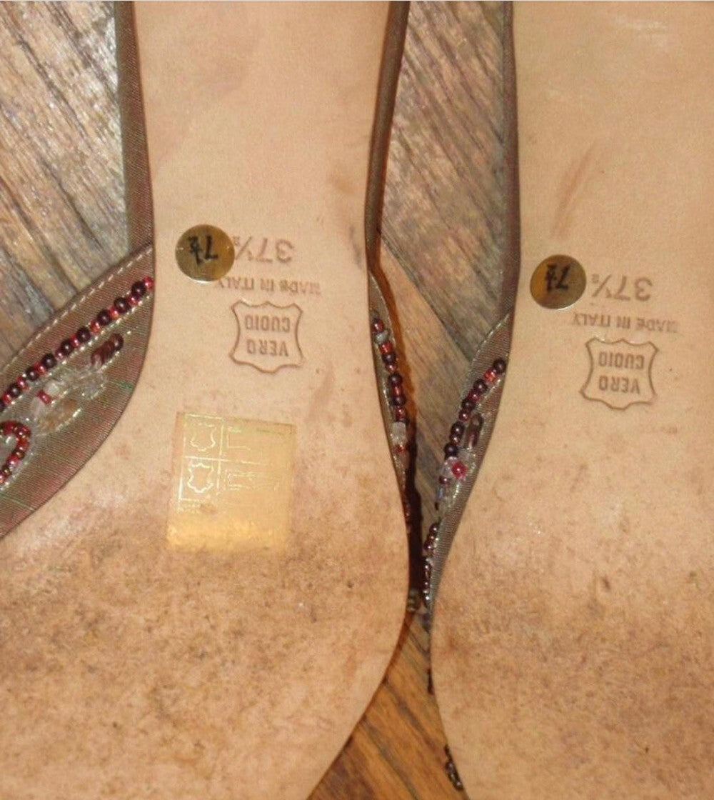 vintage beaded kitten heel mules size US 7.5, great condition