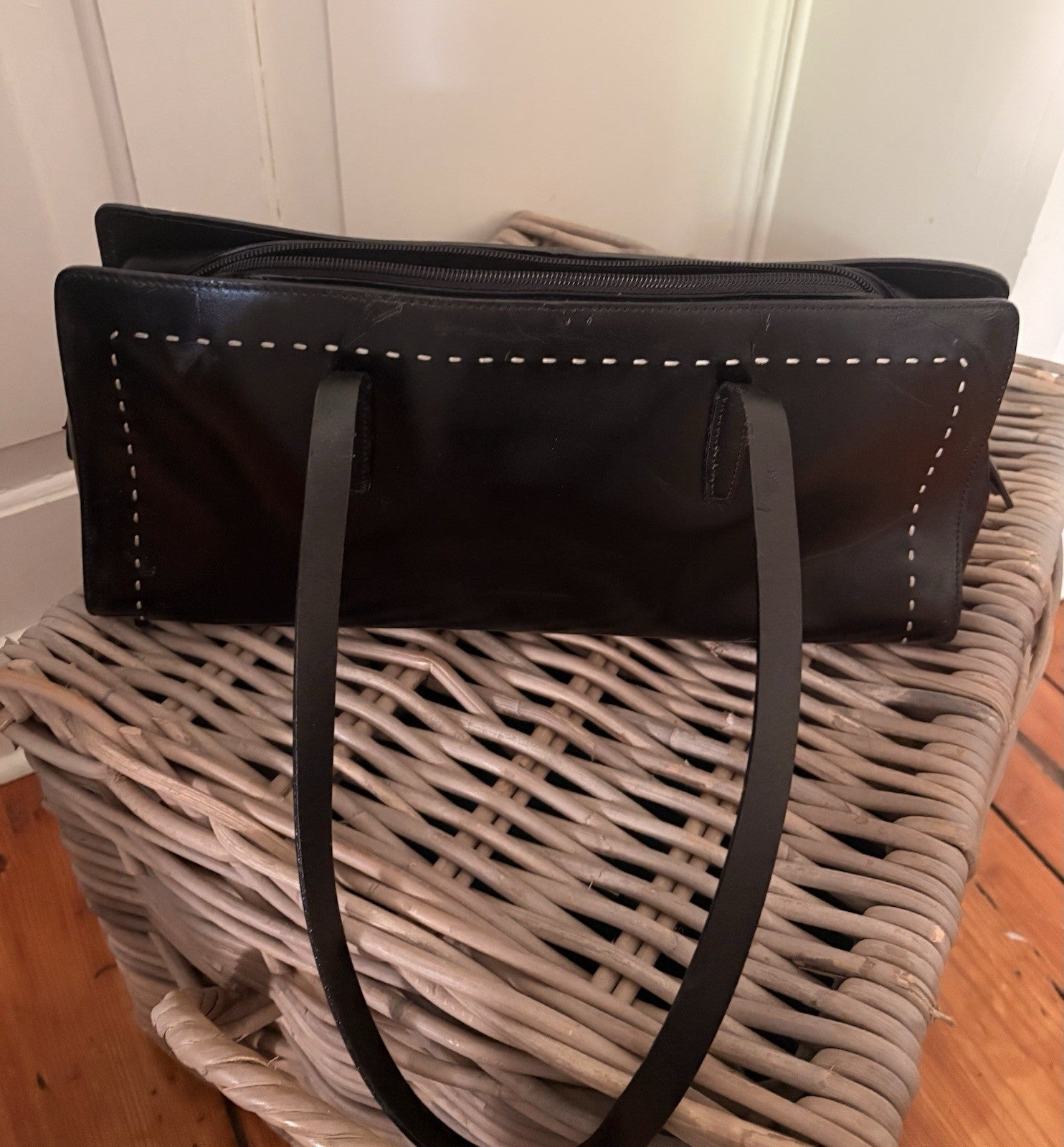 Francesco Biasia Y2K Leather Shoulder Bag