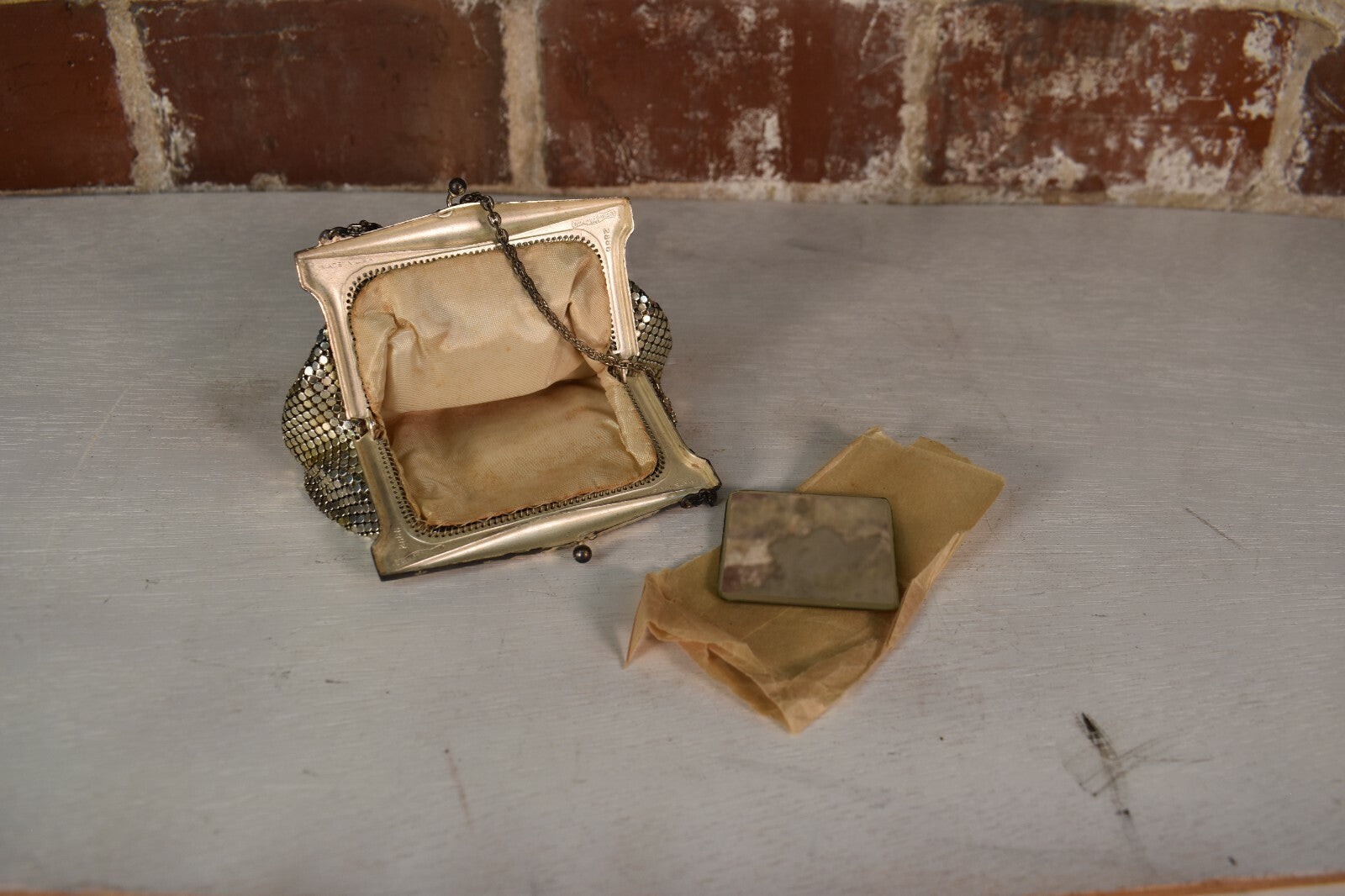 Vintage Whiting & Davis Silver Metal Mesh Chainmail Mini Purse