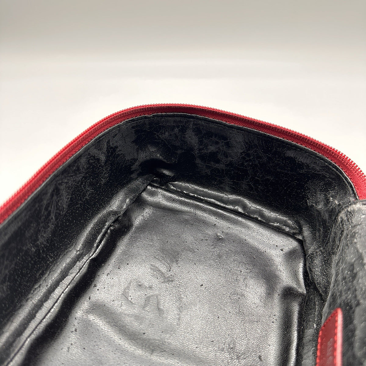 Gucci Horsebit Vanity Case in Red Suede
