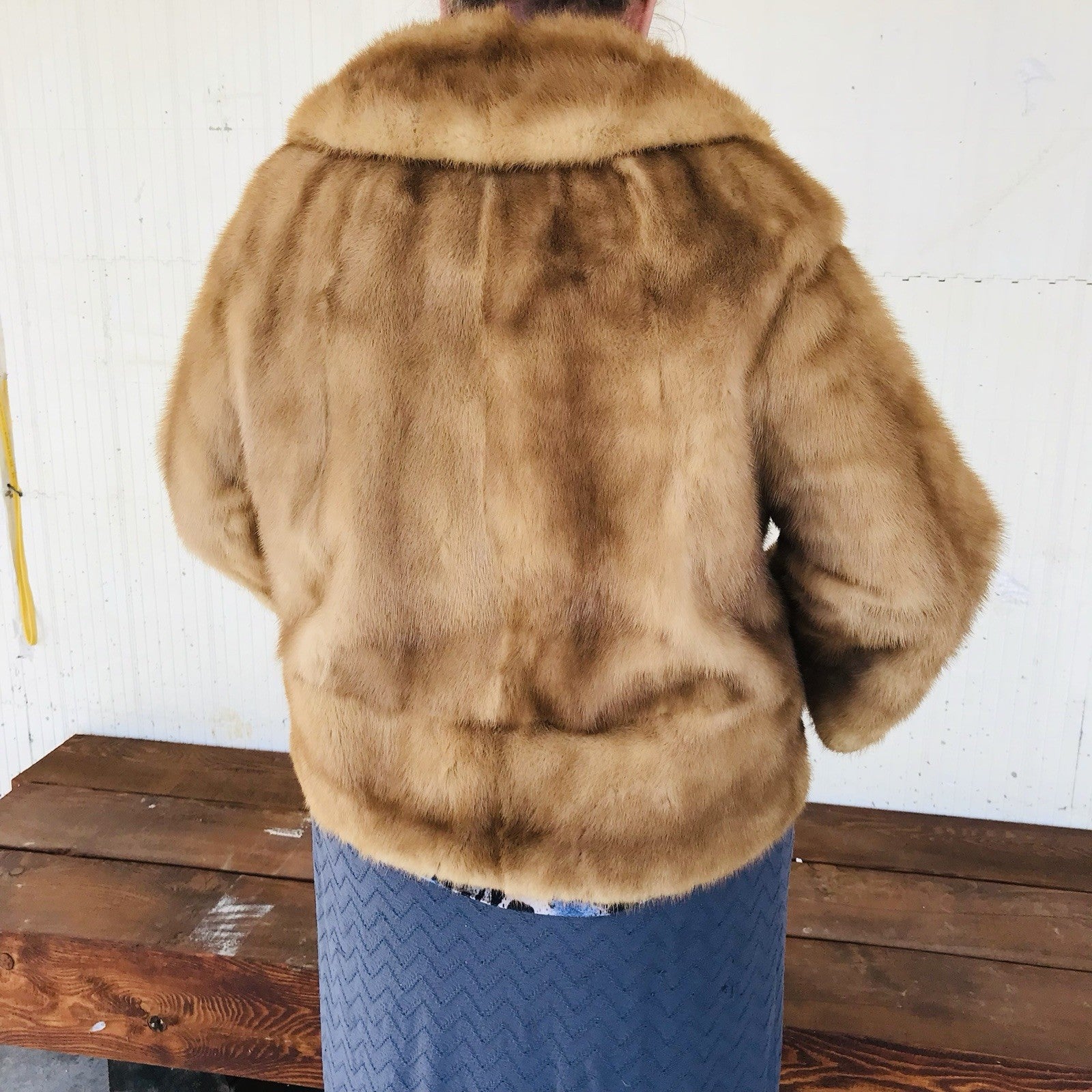 Lendzion Furs Vintage Mink Fur Coat in Blonde Beige